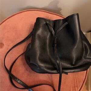 Elegant Black Leather Bucket Bag